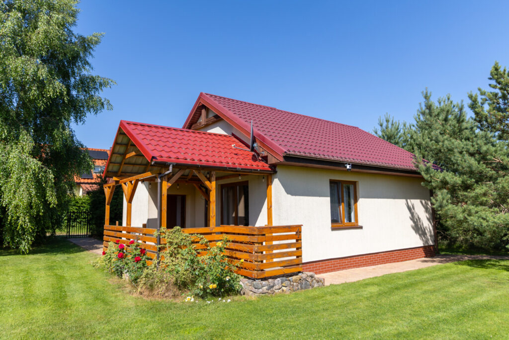 Domek 6-osobowy z tarasem w Leśnej Oazie w Sasinie.