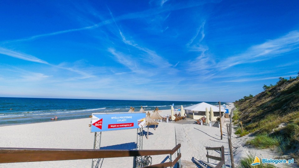 Wejście na plażę w Białogórze